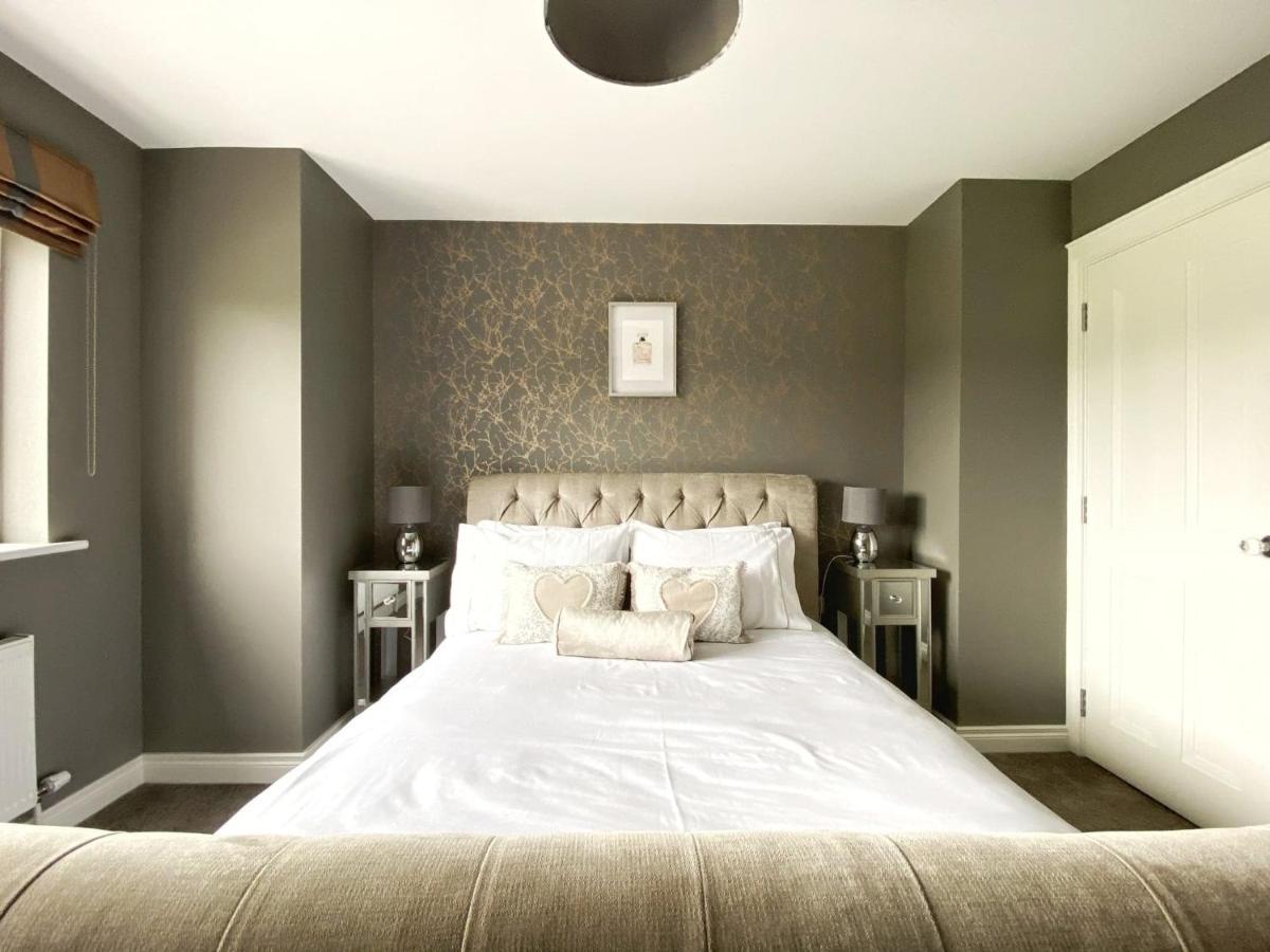 Swallow Lane, Enniskillen, Co Fermanagh, 5* Chic Villa Exterior photo